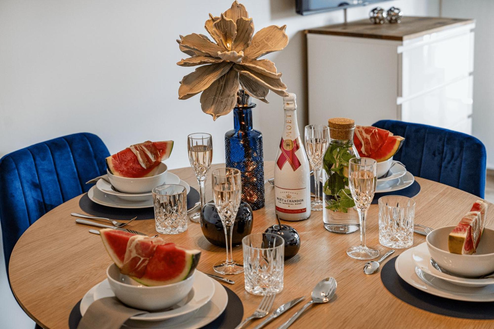 Excellence Deluxe Suite Mit Balkon & Stadtblick - Zentral An Der Messe Essen Ngoại thất bức ảnh